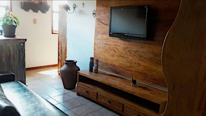 Hospedaria E Hostel Da Deia 欧鲁普雷图 外观 照片