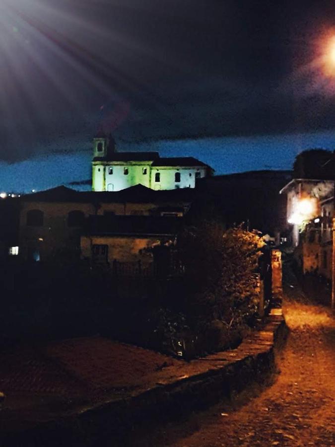 Hospedaria E Hostel Da Deia 欧鲁普雷图 外观 照片