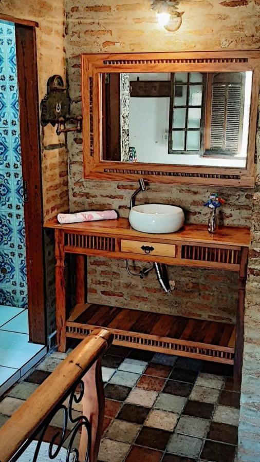 Hospedaria E Hostel Da Deia 欧鲁普雷图 外观 照片
