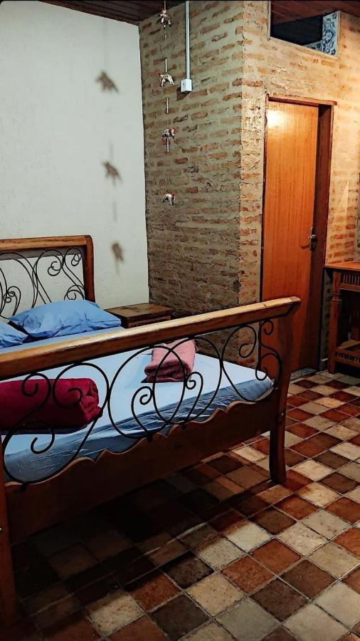 Hospedaria E Hostel Da Deia 欧鲁普雷图 外观 照片